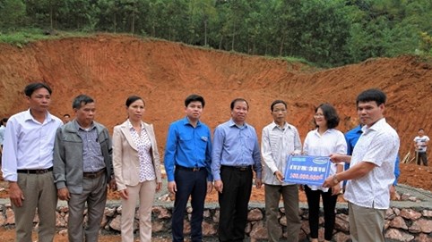 Vinamilk hỗ trợ 3 tỷ đồng cho người dân vùng lũ 3 tỉnh Yên Bái, Hòa Bình và Thanh Hóa