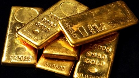 Giá vàng hôm nay 22/5: Donald Trump thẳng tay, vàng lao dốc