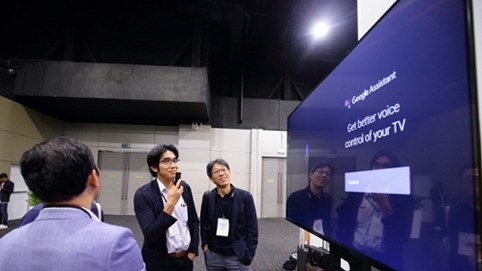 VinSmart ra mắt ti vi thông minh chạy hệ điều hành Android TV của Google