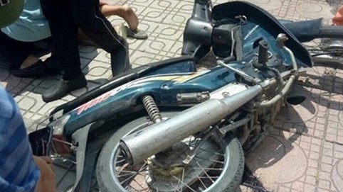 Thanh niên cầm súng giả cướp ngân hàng ở Hà Nội