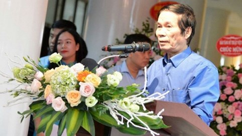 Chuyện xúc động phía sau bức tranh cổ động nổi tiếng Việt Nam