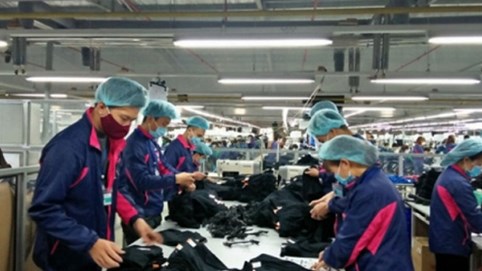 Sửa đổi Bộ luật Lao động về tuổi nghỉ hưu: Nam và nữ cùng về hưu - tại sao không?