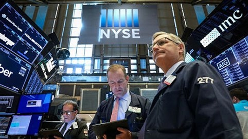 Cổ phiếu toàn cầu giảm mạnh, các tỉ phú đẩy mạnh đầu cơ
