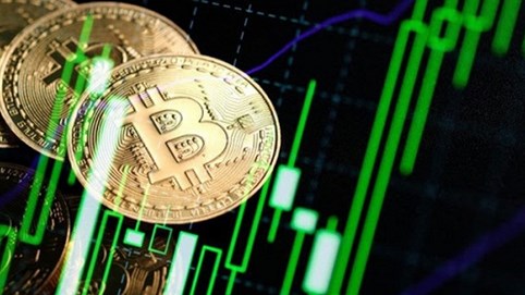 Bitcoin tăng chóng mặt, có thể đạt 330.000 USD