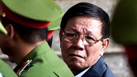 Bị cáo Phan Văn Vĩnh không có quyền yêu cầu không công khai bản án