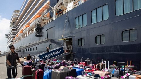 Du thuyền 5 nơi từ chối có du khách dương tính với Covid-19