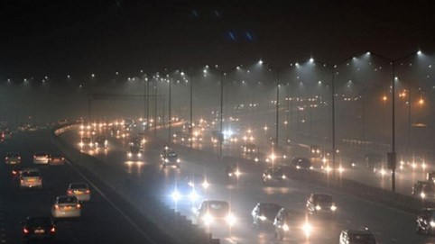 Máy bay phải chuyển hướng vì ô nhiễm không khí quá nặng