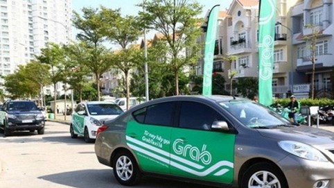Bộ Giao thông Vận tải báo cáo Chính phủ về quy định gắn hộp đèn cho taxi công nghệ