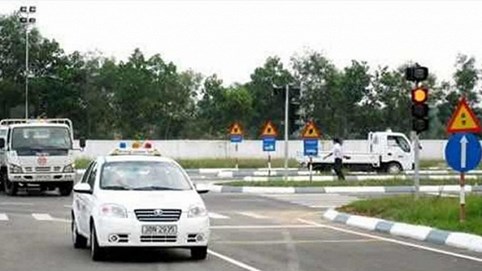 Từ tháng 12-2019, xét công nhận sát hạch GPLX theo quy định mới