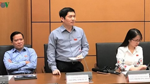 Sân bay Long Thành cần hai trục đường bộ để không thành “ốc đảo“