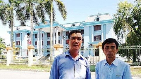 2 người ở tù xong mới biết bị oan phải được bồi thường?