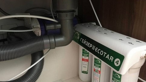 Nước có mùi khét: Nhu cầu máy lọc nước tăng cao, người dân nên cẩn thận