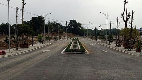 'Nóng' đất nền Hoà Lạc