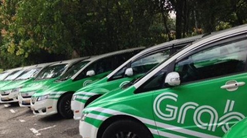 Vì sao Bộ Giao thông liên tục đề xuất taxi công nghệ phải có mào?