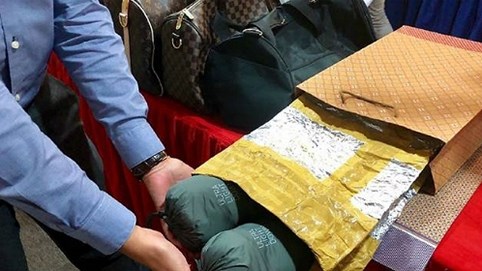 Việt Nam sẵn sàng có biện pháp bảo hộ 4 công dân bị bắt ở Singapore do trộm cắp quần áo Uniqlo