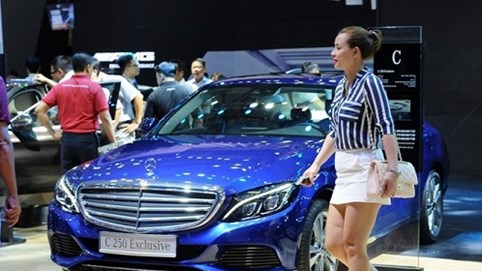 Vì sao nhiều người vẫn chưa chịu mua ô tô?