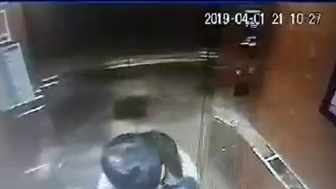 Cập nhật mới nhất về vụ việc nguyên Viện phó VKSND TP Đà Nẵng là người sàm sỡ bé gái trong thang máy