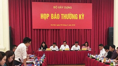 “Sốt” đất nền, Bộ Xây dựng nói “không phải trách nhiệm của Bộ”