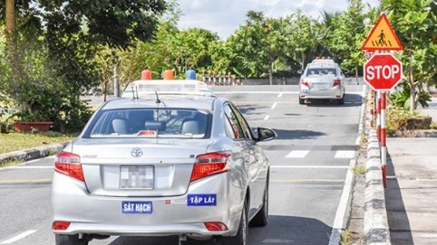 Hàng loạt giáo viên dạy lái xe sử dụng văn bằng chứng chỉ rởm: Sở GTVT TP HCM nói gì?