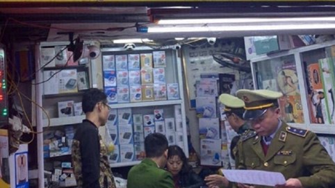 Bị 'chặt chém' khi mua khẩu trang, hãy chụp ảnh gửi công an