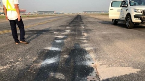 Bộ GTVT đề nghị Chính phủ bố trí vốn để sửa đường băng