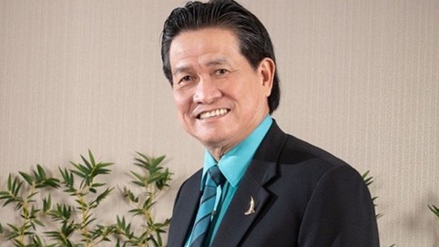 Ông trùm mía đường một thời chi trăm tỷ để trở lại nắm quyền tại công ty gia đình