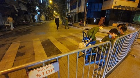 Hà Nội đồng loạt triển khai nhiều biện pháp phòng, chống Covid-19 sau khi phát hiện ca bệnh mới