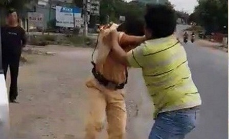 Gia Lai: “Vừa ăn cướp vừa la làng”, đối tượng hành hung CSGT bị khởi tố