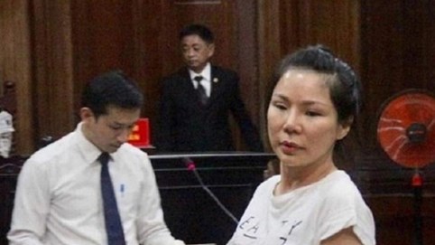 Hoãn xử vụ vợ cũ thuê người chém bác sĩ Chiêm Quốc Thái