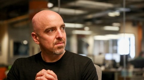 Chỉ làm một việc nhỏ mỗi ngày chủ nhật, tỷ phú này đã thay đổi thái độ làm việc của hơn 700 nhân viên