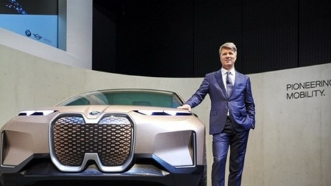 BMW hối hả tìm CEO mới