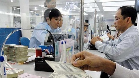 ‘Giải mã’ đồng đôla Mỹ đột ngột nổi sóng lớn