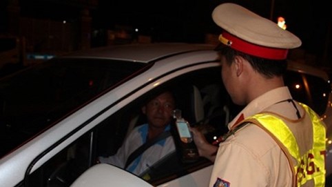 Nóng 24h qua: Giật mình với số “ma men” vi phạm nồng độ cồn và lượng tiền thu được trong 15 ngày đầu ra quân