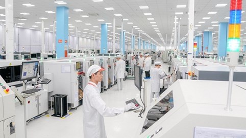 VinSmart bắt tay công ty Italia sản xuất smartphone thế hệ mới