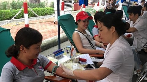 Cựu học sinh khóa 1991-1994 hướng tới lễ hội hiến máu 