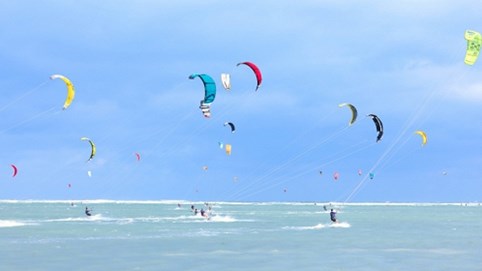 Festival ván diều bùng nổ, biển Ninh Chữ gây ấn tượng mạnh với du khách quốc tế