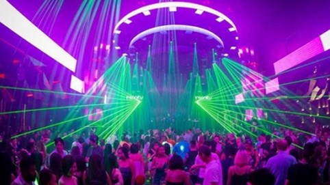 Hàng loạt Club chấp nhận thua lỗ, đóng cửa để chống dịch Covid-19