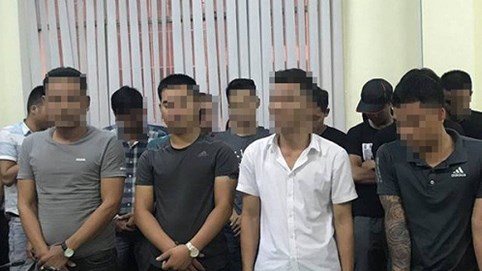 Bắt ông trùm đường dây đánh bạc, cho con bạc vay nặng lãi 2,4 tỷ đồng