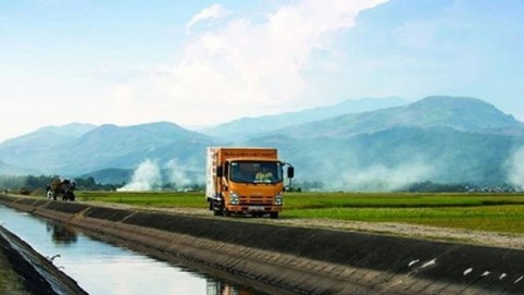 VietnamPost hỗ trợ chuyển vật tư y tế đến vùng dịch Covid-19