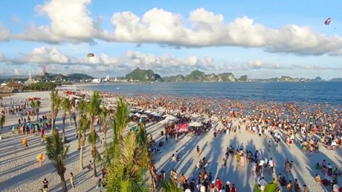 Quảng Ninh chú trọng phát triển du lịch, shophouse ven biển hưởng lợi