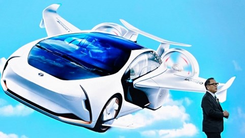 Toyota sẽ bán xe hơi bay, cất hạ cánh thẳng đứng