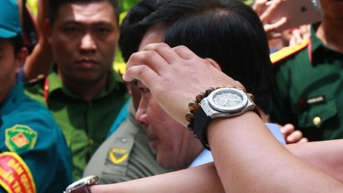 Toà trả hồ sơ vụ ông Nguyễn Hữu Linh sàm sỡ bé gái trong thang máy