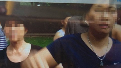 Hà Nội: Ông lão 81 tuổi bị người dân bắt quả tang sàm sỡ cô gái tâm thần trong nhà vệ sinh công cộng