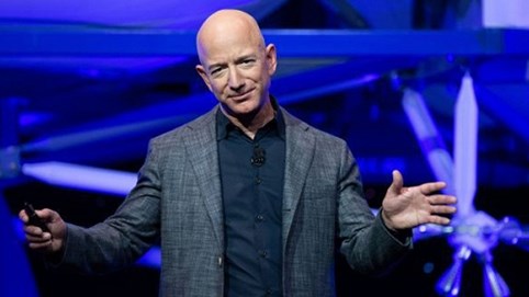 Khi nhân viên không còn muốn cống hiến, Amazon cũng không giữ, thậm chí còn tặng 10.000 USD và 3 tháng lương để họ nghỉ việc, tự mở công ty