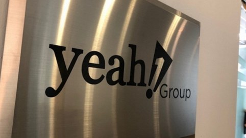 Yeah 1 chưa thoát khủng hoảng, thành viên HĐQT ồ ạt mua gom cổ phiếu khi giá dò đáy