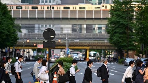 Rất ít người thất nghiệp nhưng kinh tế Nhật Bản chứa đựng nguy cơ cao bất thường