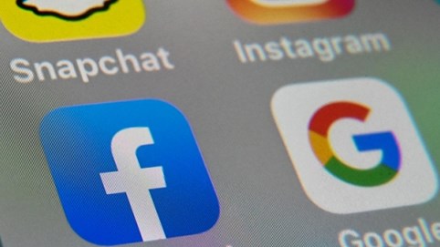 Australia buộc Facebook, Google phải trả tiền bản quyền tin tức