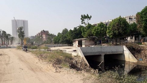 Thanh Trì (Hà Nội): Dân cư sống quanh dự án Eden Rose khốn khổ vì ô nhiễm