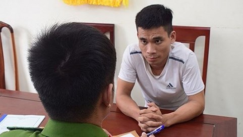 Truy bắt nghi phạm bỏ mặc người phụ nữ và bé trai nguy kịch trong đêm