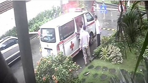 Bảo vệ chung cư chặn xe cấp cứu: Bệnh nhân đột quỵ tử vong